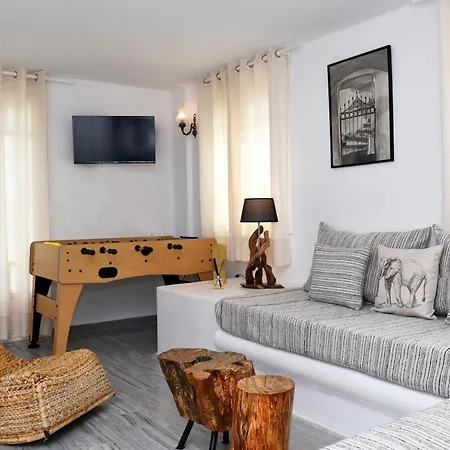 Angelica * Playa de Perivolos