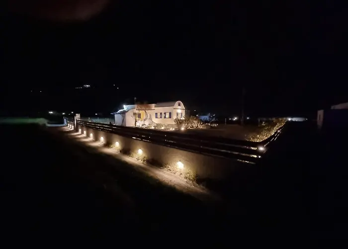 Villa Angelica Perivolos (Santorini)